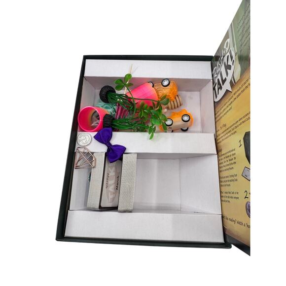 Trash Talk! Party Game By Friendly Skeleton Creative Communication 2-8 players - Picture 8 of 8